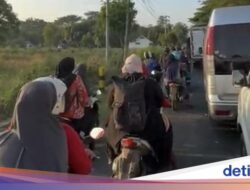 Cerita Peserta Raker Sewa Ojek Saat Terjebak Macet Horor di Banyuwangi