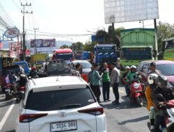 Urai Kemacetan, Polresta Banyuwangi Dirikan Pos Pantau di Lima Titik Sepanjang Jalur PanturaKemacetan Menuju Pelabuhan Ketapang