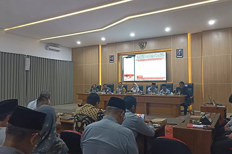 karnaval-agustusan-banyuwangi-diatur-ulang!-sound-horeg-dilarang,-jam-malam-ditetapkan