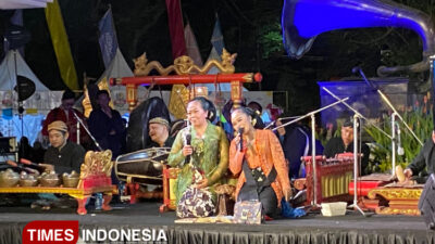 antusias-pengunjung-membludak-di-tong-tong-night-market-2025-–-times-banyuwangi