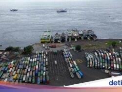 ASDP Datangkan 1 Kapal Tambahan Atasi Kemacetan di Pelabuhan Ketapang