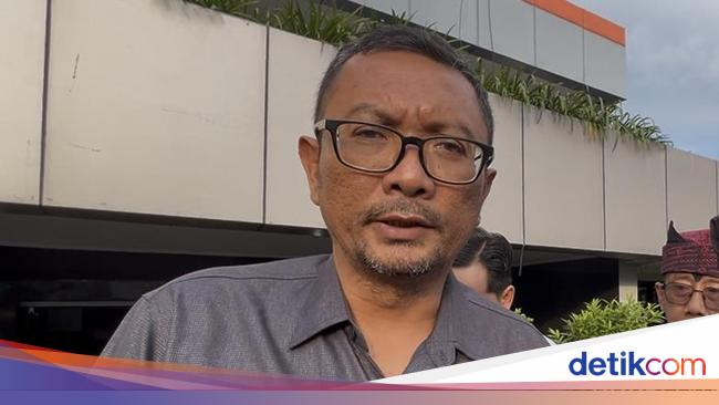 dprd-banyuwangi-sebut-kemacetan-panjang-sepekan-jadi-preseden-buruk
