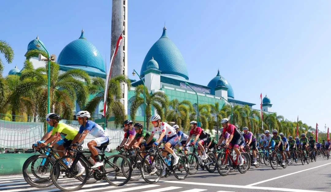 tour-de-banyuwangi-ijen-pembalap-akan-disuguhi-rute-menantang-berpadu-eksotisme-keindahan-alam