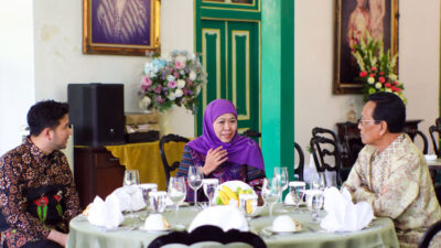 gubernur-khofifah-dan-wagub-emil-bersua-sri-sultan-hb-x,-bahas-promosi-pariwisata-terpadu-–-times-banyuwangi