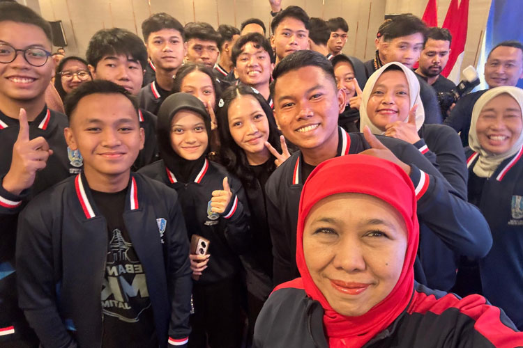 raih-emas-empat-kali-beruntun,-smkn-1-pacitan-wakili-jatim-di-lks-nasional-2025-–-times-banyuwangi
