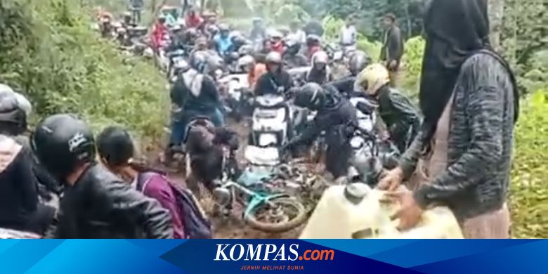imbas-bbm-langka,-warga-jember-serbu-banyuwangi-bawa-jeriken