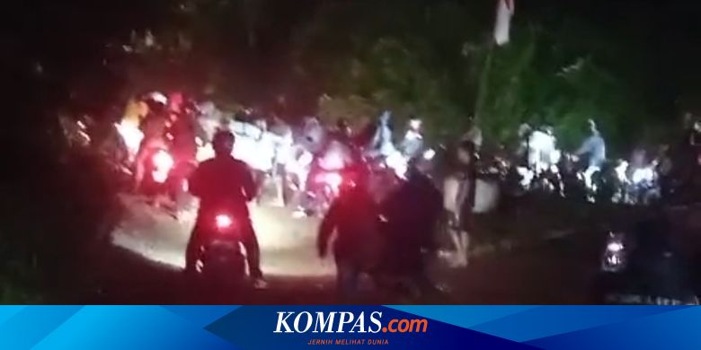 abaikan-petugas,-warga-jember-pemburu-bbm-lumpuhkan-jalur-alternatif-gumitir