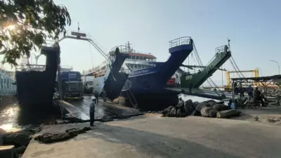 gapasdap-banyuwangi-sebut-peran-kapal-eks-lct-di-pelabuhan-ketapang-sangat-penting