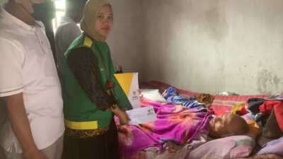 derita-pak-paijan-mengundang-haru!-baznas-banyuwangi-salurkan-bantuan-pengobatan