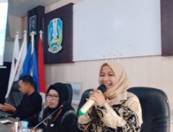 Transanda SMA Negeri Darussholah Singojuruh Memperdalan Ilmu Jurnalistik