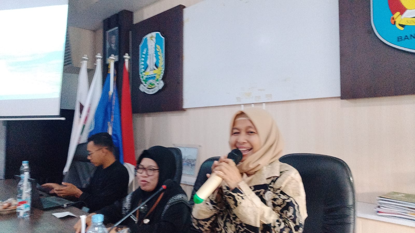 transanda-sma-negeri-darussholah-singojuruh-memperdalan-ilmu-jurnalistik