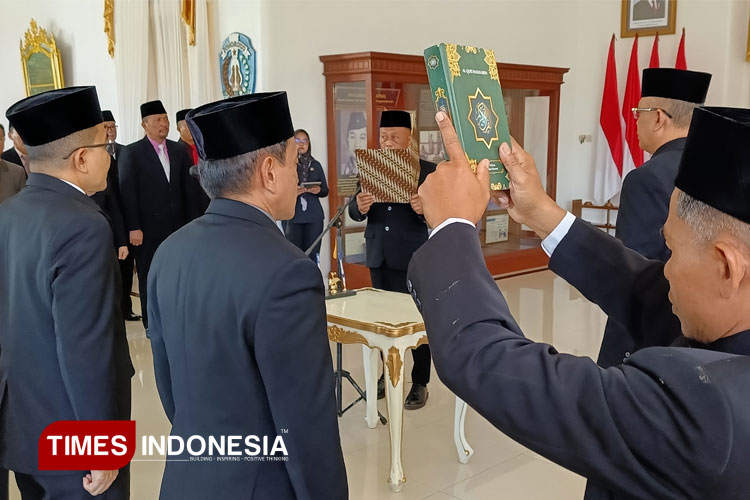 penyegaran-nomenklatur,-bupati-ponorogo-kukuhkan-pejabat-bapperida-–-times-banyuwangi