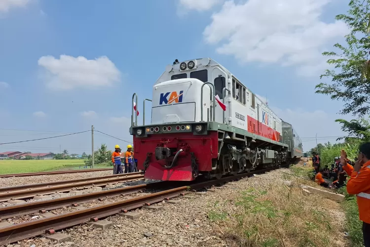 jalur-ka-pegadenbaru-subang-pulih,-penumpang-argo-bromo-anggrek-bisa-tenang-lagi