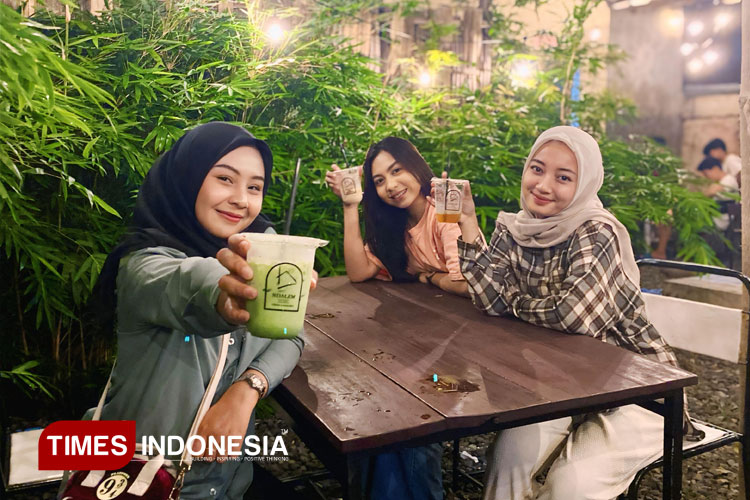 ndalem-coffee-and-roastery,-cafe-berkonsep-‘homey’-dengan-cita-rasa-kopi-lokal-banyuwangi-–-times-banyuwangi
