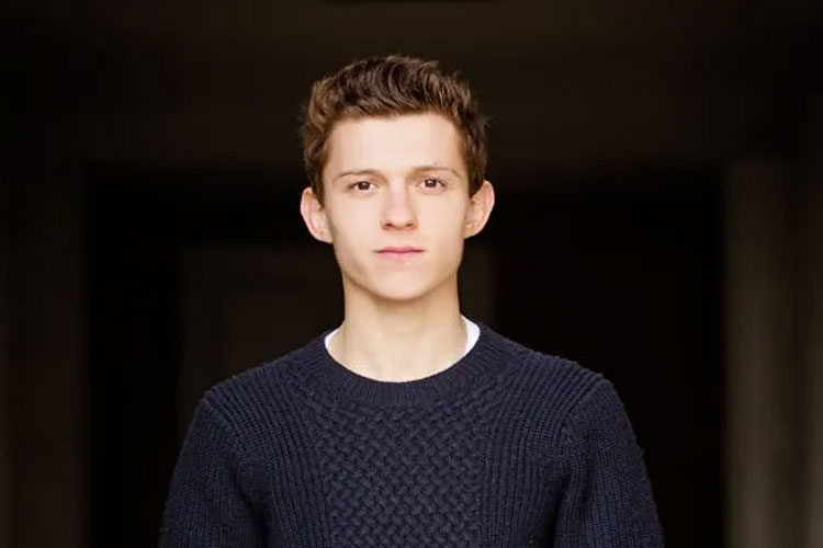 tom-holland-umumkan-spider-man:-brand-new-day-mulai-syuting-–-times-banyuwangi