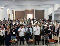 Komisi VII DPR RI Luncurkan Program Makan Bergizi Gratis di Genteng Banyuwangi, Tekan Stunting dan Gerakkan Ekonomi Lokal