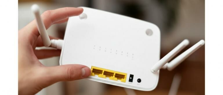 cara-mengganti-password-wifi-di-rumah-(update-2025)