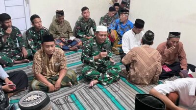 tni-tak-hanya-bangun-jalan!-satgas-tmmd-gelar-tahlilan-di-rumah-warga-silirsari,-suasananya-haru!