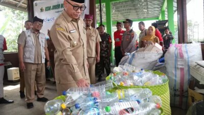 unik!-warga-bakungan-rayakan-hut-ri-ke-80-dengan-festival-pilah-sampah-berhadiah