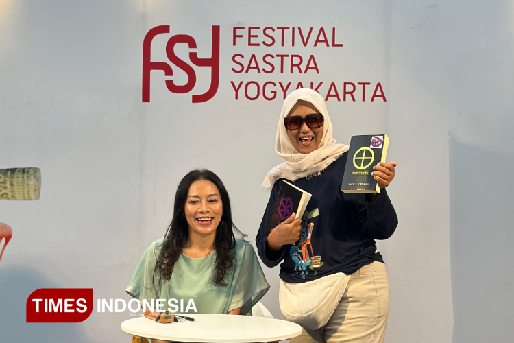 tampil-di-festival-sastra-yogyakarta-2025,-dewi-lestari-ungkap-proses-kreatif-dan-pesan-jiwa-–-times-banyuwangi