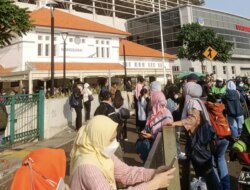 KRL Anjlok di Jakarta Kota, Ini Rekayasa Rute KAI Commuter yang Wajib Kamu Tahu