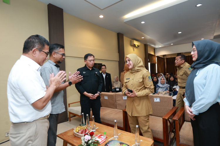 umkm-banyuwangi-‘naik-kelas’-lewat-pelatihan-konten-ai-–-times-banyuwangi
