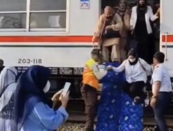 Evakuasi Cepat, KAI Ungkap Kronologi KRL Anjlok di Jakarta Kota