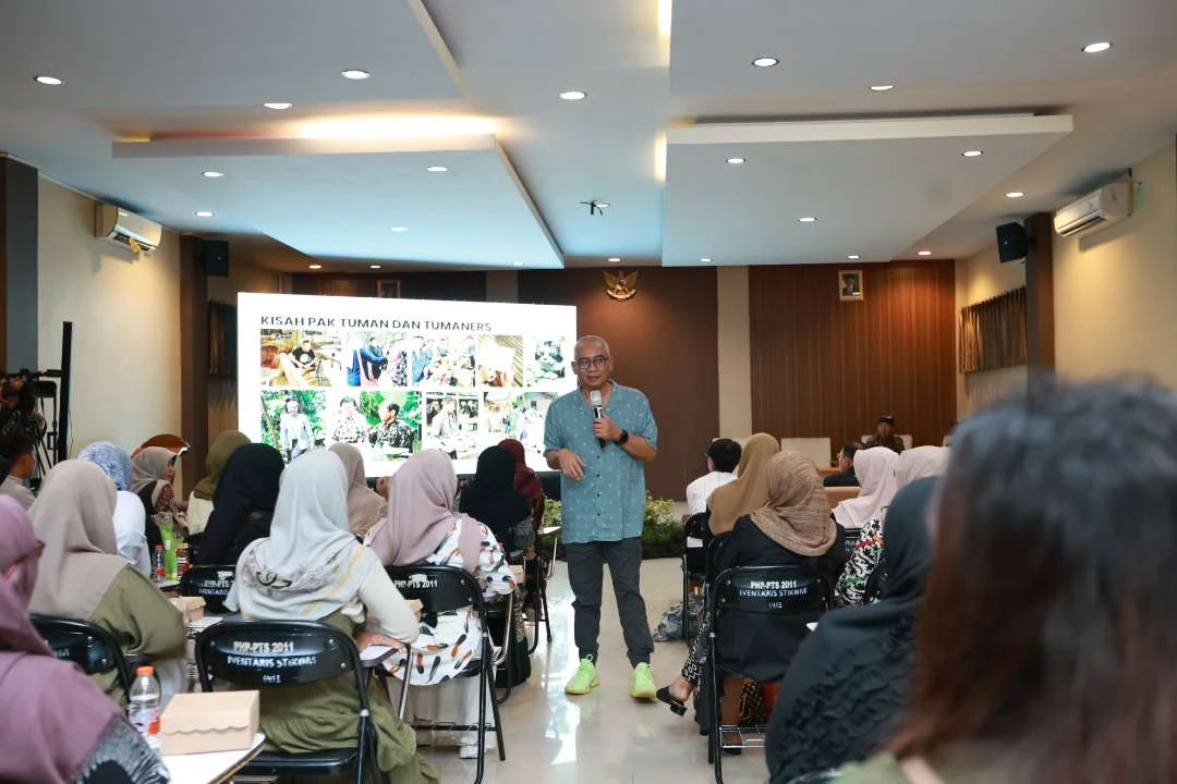 pelaku-umkm-dan-pariwisata-di-banyuwangi-digembleng-buat-konten-promosi-dengan-manfaatkan-ai