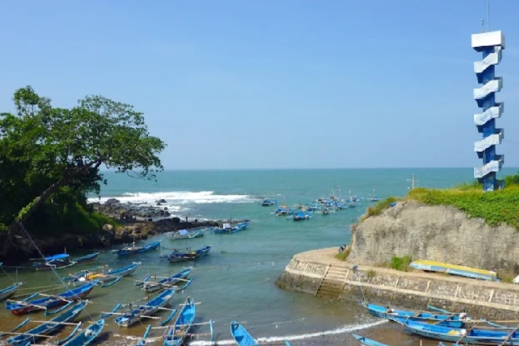 pesisir-cianjur-siaga,-petugas-gabungan-diterjunkan-hadapi-dampak-cuaca-ekstrem-–-times-banyuwangi