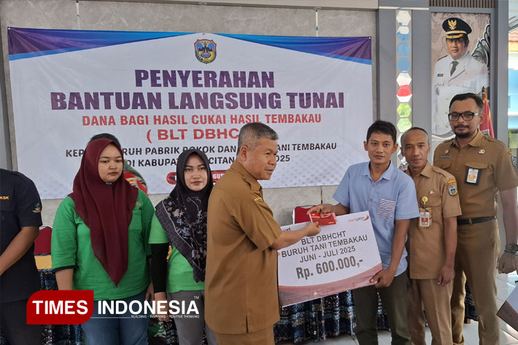 ada-5934-warga-terima-bansos-dbhcht,-pesan-pemkab-pacitan:-jangan-dipakai-judol-–-times-banyuwangi
