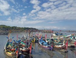 Nelayan Banyuwangi Resah, Alat Tangkap Payung Jurung Diklaim Rugikan Ekosistem