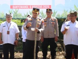 Polresta Banyuwangi dan Ponpes Darul Khoirot Tanam Jagung untuk Dukung Ketahanan Pangan Nasional