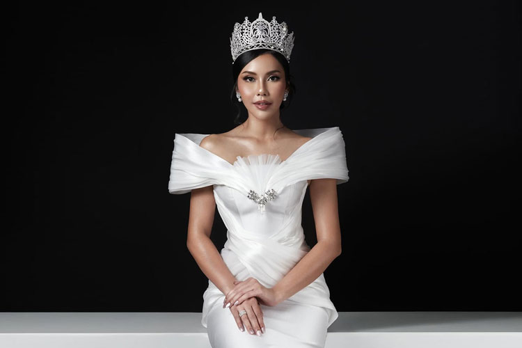 anggun-berkelas-ala-puteri-indonesia-inovasi-dan-teknologi-2025-maharani-divaningtyas-–-times-banyuwangi