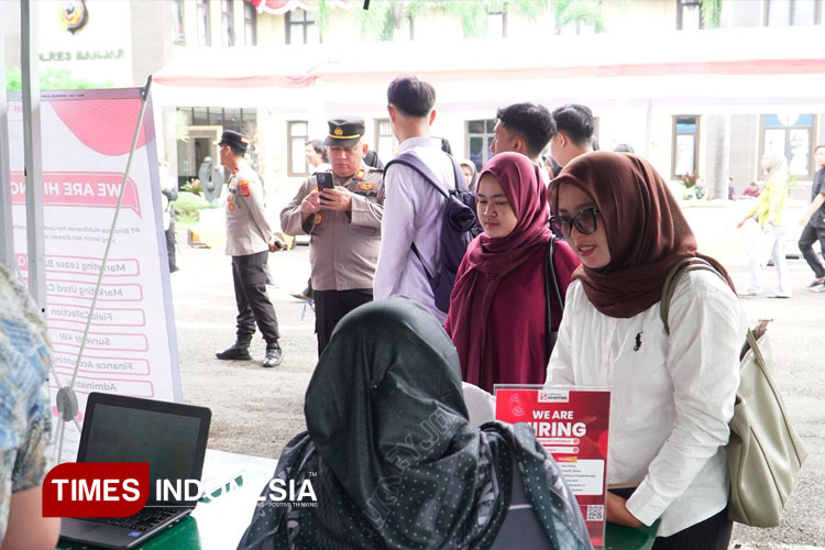 polres-banjar-buka-pintu-masa-depan-melalui-job-fair-2025-–-times-banyuwangi