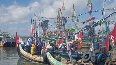 pakai-alat-tangkap-ilegal,-puluhan-kapal-ikan-di-banyuwangi-digeledah