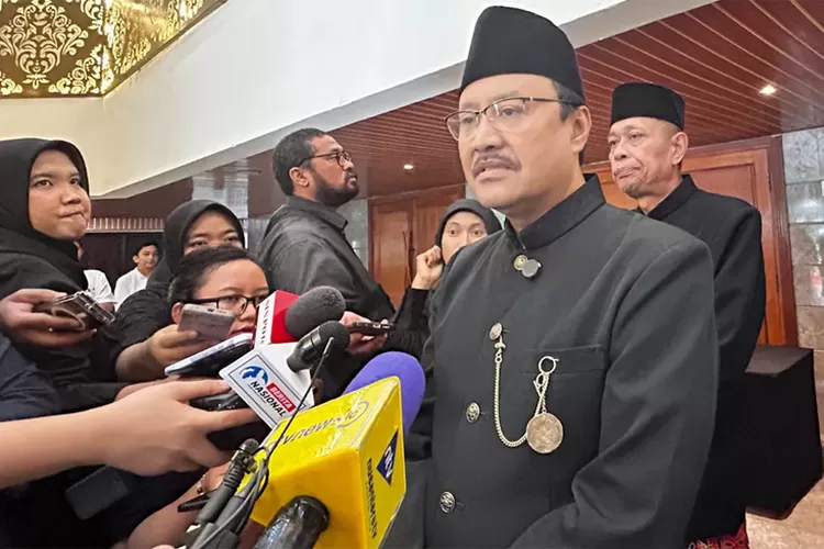 ppatk-bongkar-dokter-dan-pegawai-bumn-terima-bansos!-gus-ipul-bilang-begini