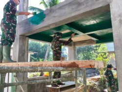 Satgas TMMD ke-125 Kodim 0825 Banyuwangi Lakukan Pengecatan Sumur Bor di Dusun Tegalwagah