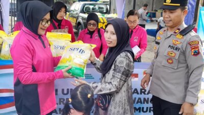 gerakan-pangan-murah-di-banyuwangi,-polresta,-polsek,-dan-bulog-turun-tangan-stabilkan-harga-beras
