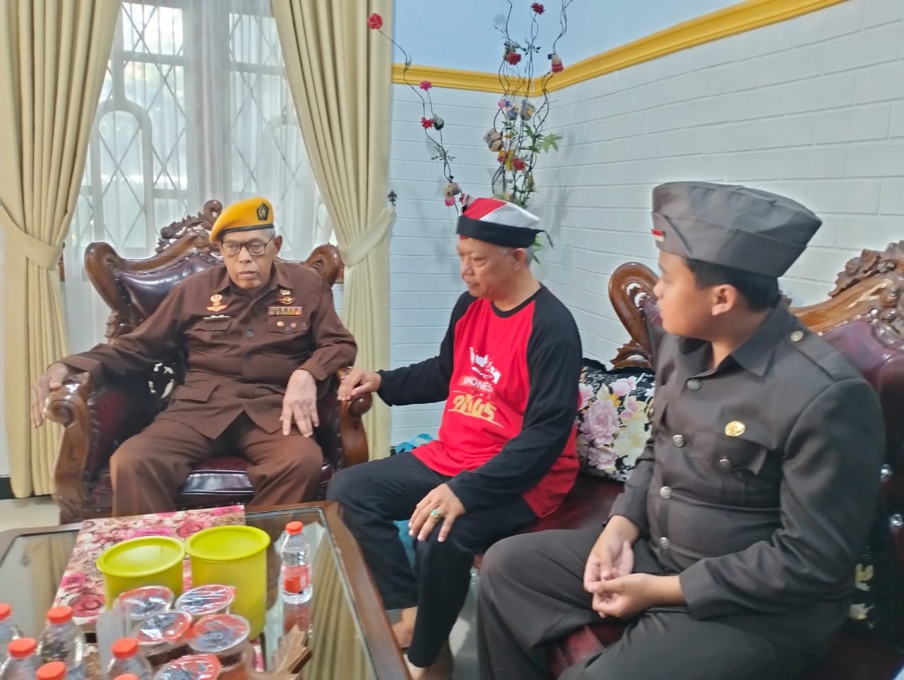 komunitas-gotongroyong’45-safari-ke-veteran-demi-jiseni’45