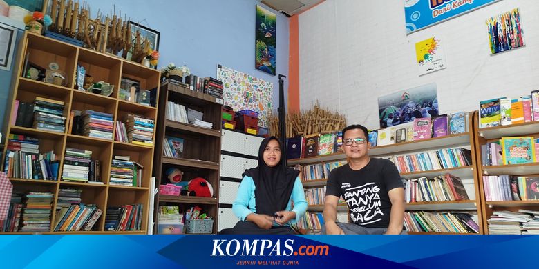 perjuangan-hikmah-tingkatkan-literasi-warga-desa-dari-rumah-baca