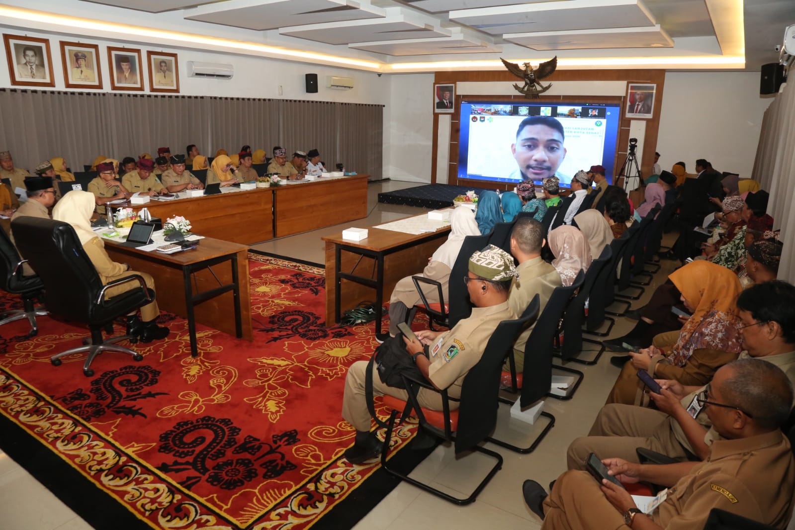 bupati-ipuk-paparkan-sembilan-tatanan-kabupaten-sehat-di-hadapan-tim-penilai-pusat