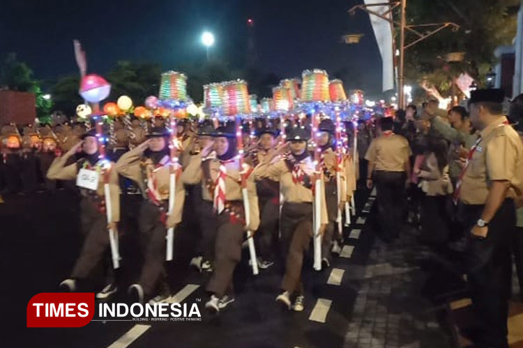 pramuka-majalengka-tunjukkan-kreativitas-dan-kebersamaan-lewat-pawai-lampion-–-times-banyuwangi