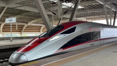 tak-cuma-jakarta–bandung,-kereta-cepat-bakal-ngebut-sampai-surabaya