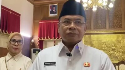 rp-3-miliar-disita,-bupati-pati-sudewo-bantah-terima-dana-suap-proyek-jalur-kereta-api