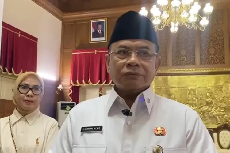 rp-3-miliar-disita,-bupati-pati-sudewo-bantah-terima-dana-suap-proyek-jalur-kereta-api