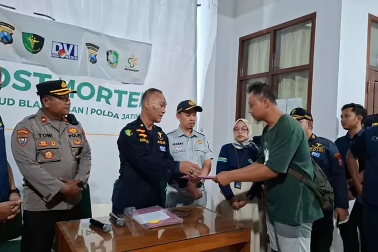 misteri-terkuak!-identitas-korban-terakhir-tenggelamnya-kmp-tunu-pratama-jaya-akhirnya-ditemukan