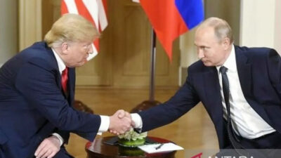 putin-trump-bertemu-empat-mata-di-alaska:-bahas-isu-strategis-dengan-delegasi-terbatas-–-times-banyuwangi