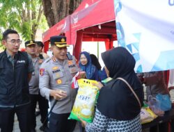 Polresta Banyuwangi Padukan Pangan Murah dan Semangat Kemerdekaan Lewat Bendera Merah Putih
