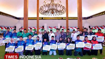 pemkab-banyuwangi-kucurkan-reward-rp1,7-miliar-untuk-385-atlet-dan-pelatih-berprestasi-–-times-banyuwangi