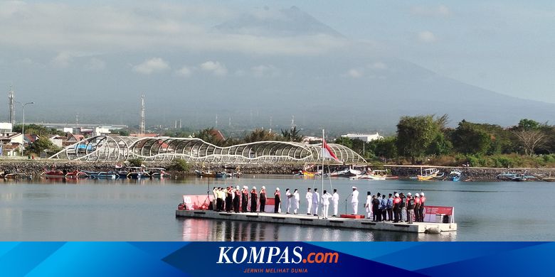 pertama-kali,-warga-banyuwangi-rayakan-hut-ri-di-atas-laut-lokasi-pertempuran-selat-bali